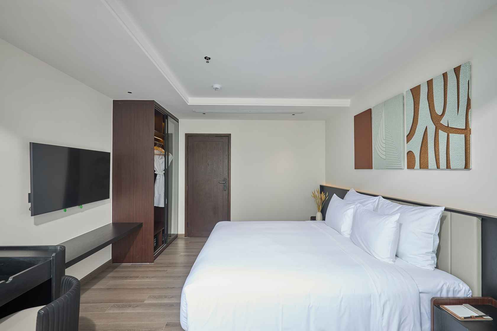 GRAND SUITE